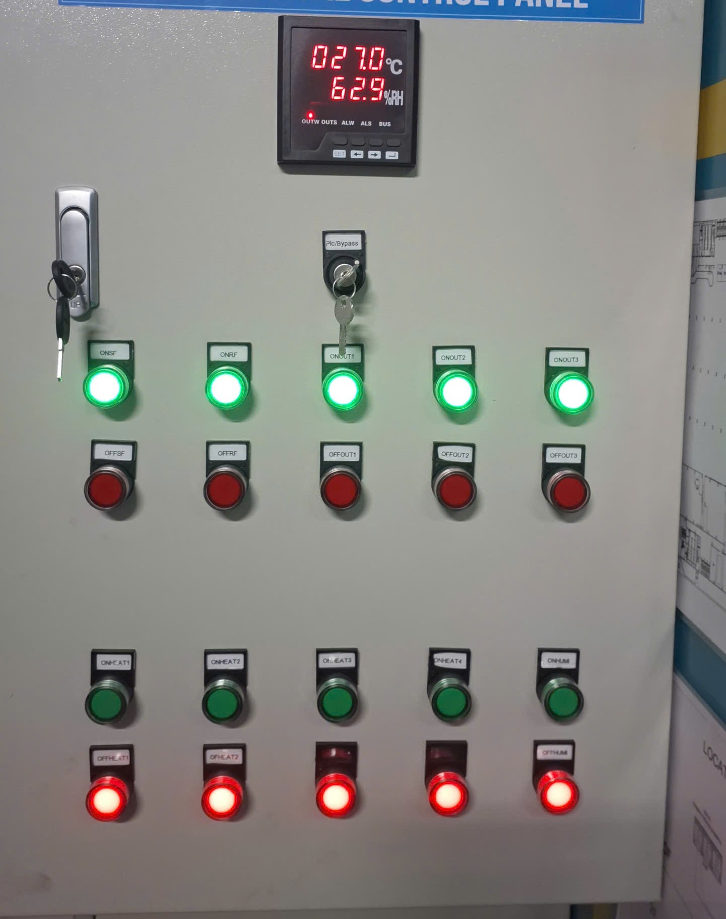 z7270131558294_5afa2436beab0be15231635907169ff7